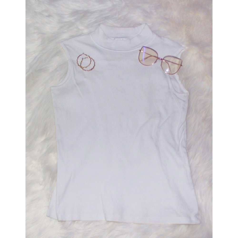 Christopher & Banks White Sleeveless Top